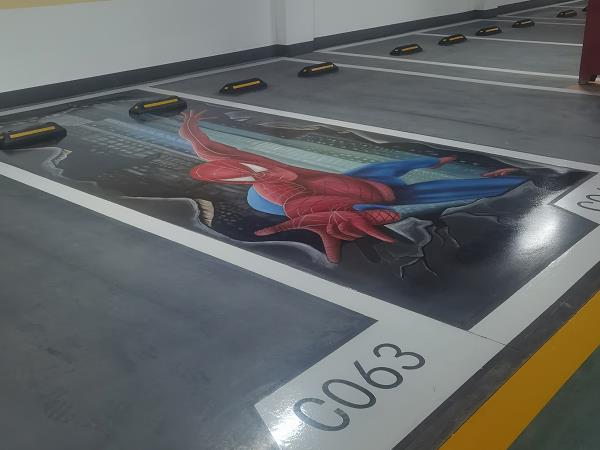 某停車場劃線